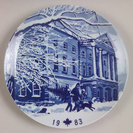 Canada Christmas Plate Province House Charlottetown - No Box