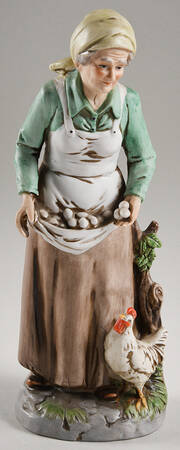 Homco Figurines Old Woman;Chicken;Apron Full Of Eggs - No Box