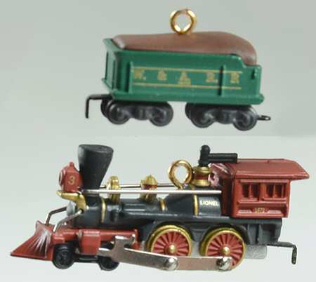 Lionel Train-Miniature 2002-General Steam Locomotive & Tender - Boxed