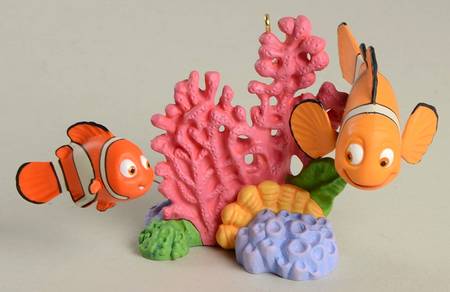 Finding Nemo by Hallmark Gold Crown
