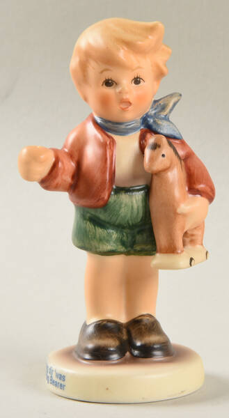 Little Flag Bearer Tm8-Little Flag Bearer-Special Edition - No Box 1a