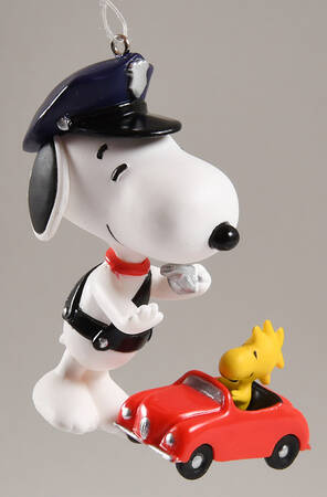 Spotlight on Snoopy 2014-Police Officer - Boxed
