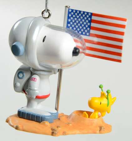 Spotlight on Snoopy 2007-Spaceman Snoopy - Boxed