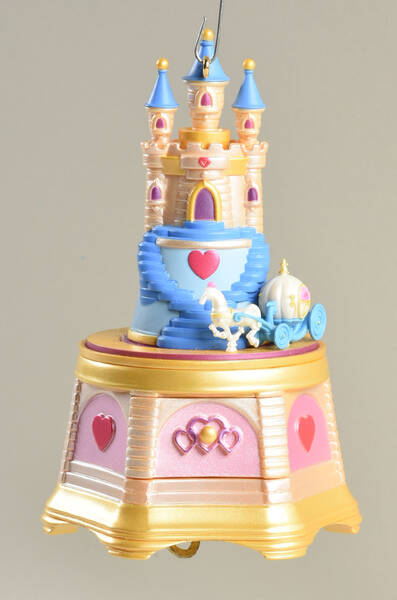 Treasures & Dreams 2006- #5 Jewelry Box Castle - Boxed