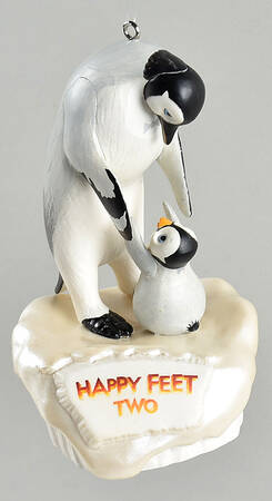 Happy Feet - Warner Bros Happy Heroes - Boxed