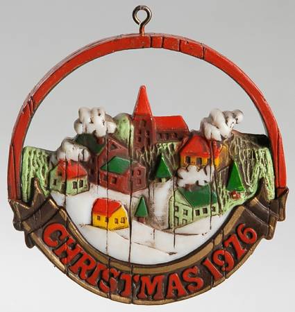 Nostalgia Peace On Earth - Boxed