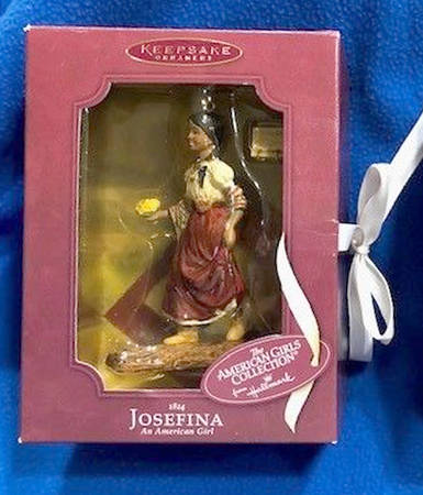 American Girls 2004-Josefina With Memory Box-Set Of 2 - Boxed