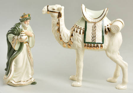 Irish Nativity King Gaspar & Standing Camel - No Box
