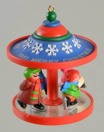 Carousel 1981-Skaters - Boxed