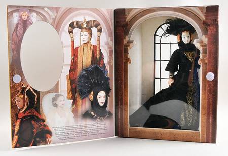 Star Wars Portrait Edition Dolls Queen Amidala-Black Travel Gown - Boxed