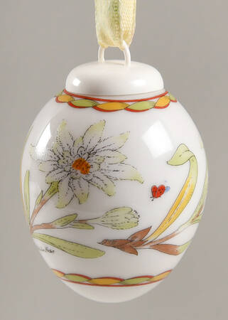 Mini Spring Eggs White Flowers - Boxed