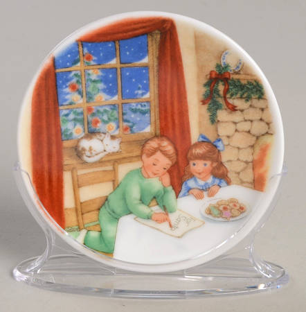 Collector's Plate by Hallmark Gold Crown