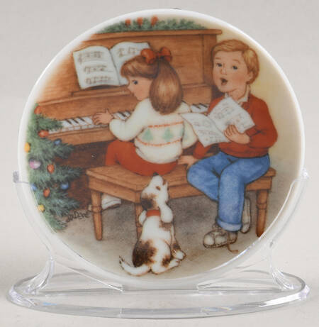 Collector's Plate Sweet Holiday Harmony-1992 - Boxed