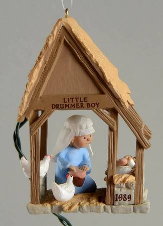 Christmas Classics by Hallmark Gold Crown