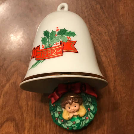 Bellringers 1982-#4-Angel In Wreath - Boxed