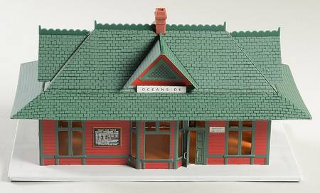 Depot Collection-Great American Railways by Hallmark Gold Crown