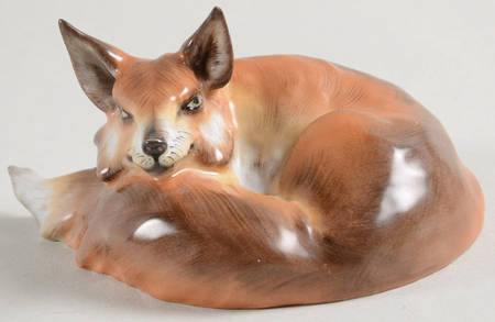 Foxes Fox- Laying Natural - No Box