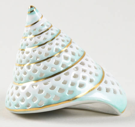 Shells Trochus Perforated Shell - No Box