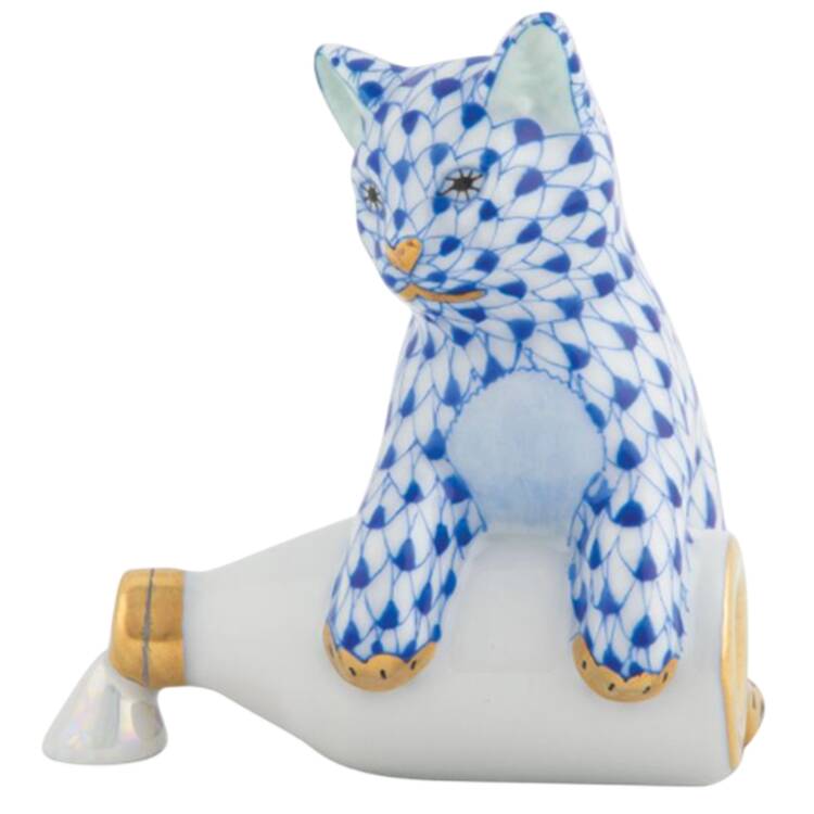 Cats Spilled Milk- Sapphire - No Box