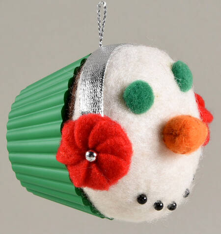 Christmas Cupcakes Seasons Treatings-Ltd - Boxed