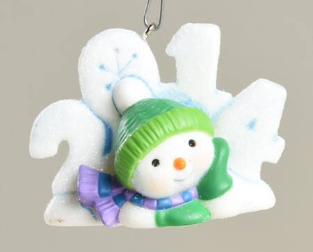 Frosty Fun Decade Frosty Fun Decade #5 - Boxed