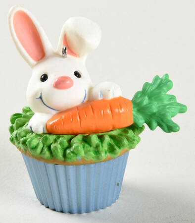 Keepsake Cupcake Some Bunny To Love-Easter - Boxed