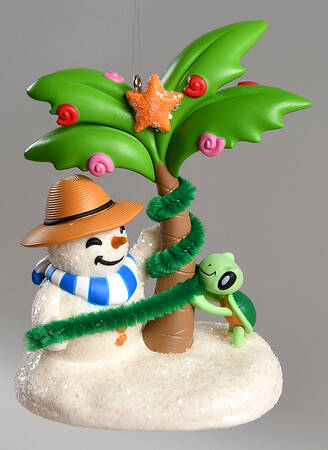 Sandal the Sandman by Hallmark Gold Crown