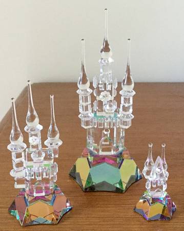 Iris Arc Crystal Figurines Enchanted Castles-Medium - Boxed
