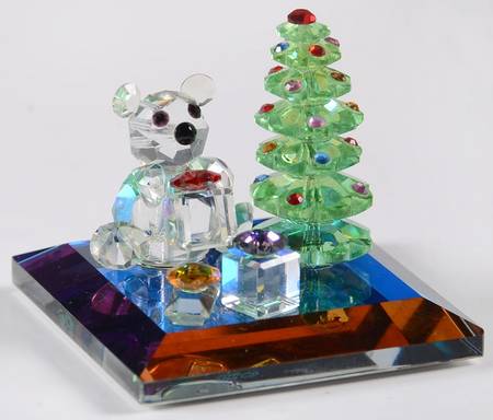 Iris Arc Crystal Figurines Teddy Bear With Christmas Tree And Prese - Boxed