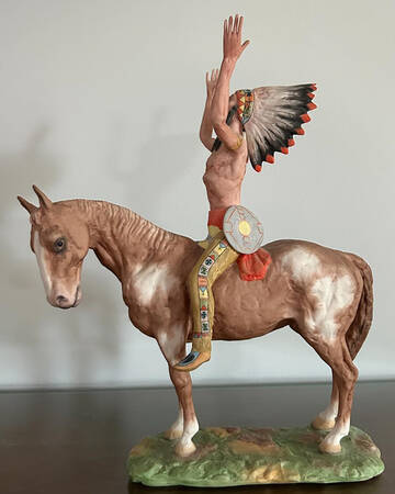 Ispanky Figurines Great Spirit-Decorated - No Box