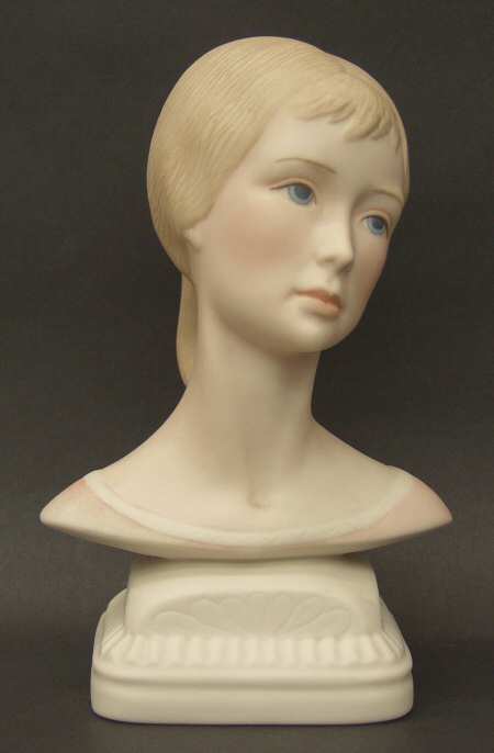 Ispanky Figurines Susie - No Box