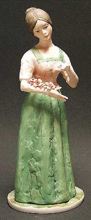 Ispanky Figurines Pioneer Woman-Color - No Box