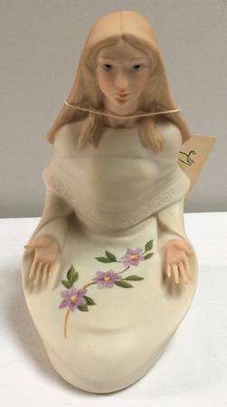 Ispanky Figurines Clematis Flower Girl - No Box