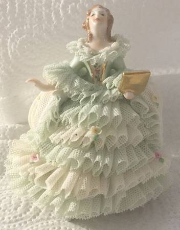 Irish Dresden Emerald Collection Elena - Boxed
