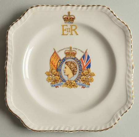 Johnson Brothers Royalty Giftware Elizabeth Ii Coronation Plate - No Box