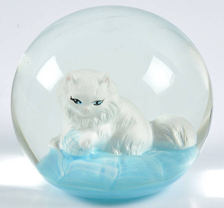 Paperweight By Joe St. Clair Light Blue White Cat - No Box