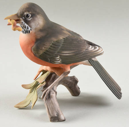 Birds Robin With Worm - No Box