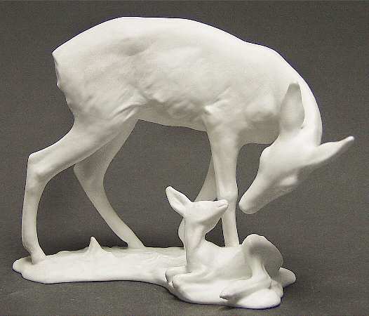 Wild Animals Doe And Fawn (White Bisque) - No Box