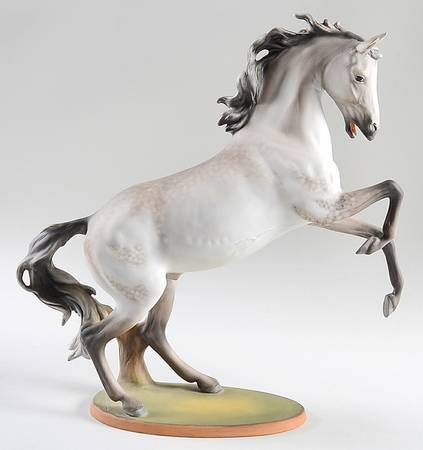 Horses Horse-Meteor (Colored Bisque) - Boxed