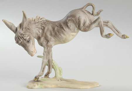 Horses Kicking Donkey (Color Bisque) - Boxed