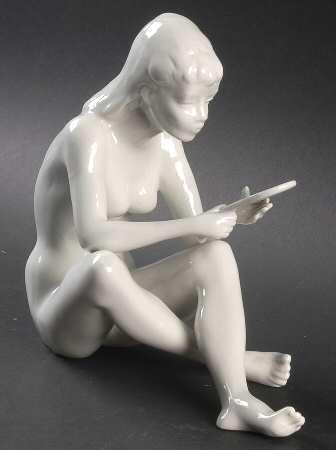 Children Girl With Mirror - No Box