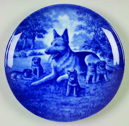 Mother's Day Plate German Shepherd With Pups - Boxed