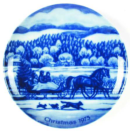 Kaiser Christmas Plate Bringing Home The Christmas Tree - Boxed