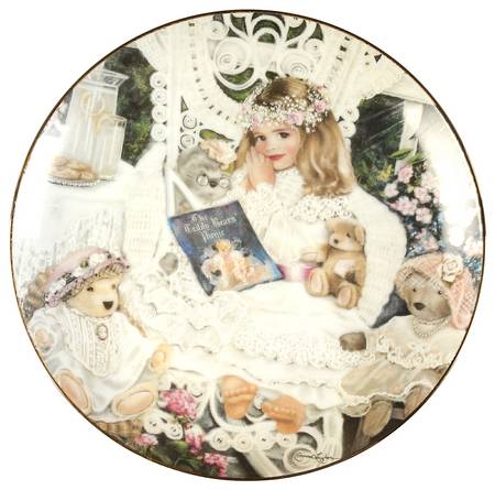 Heirlooms & Lace Bridget - Boxed