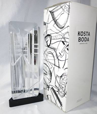 Kosta Boda Figurines Winter Scene (Monica Backstrom) - Boxed