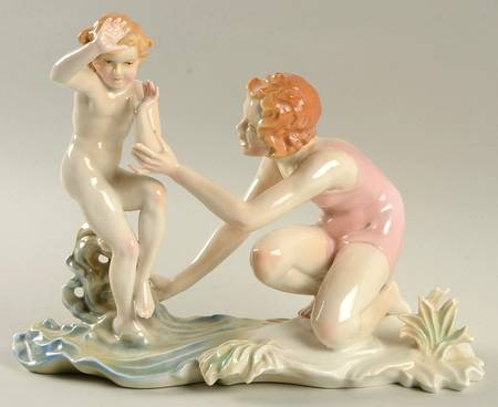 Karl Ens Figurine Mother And Child - No Box