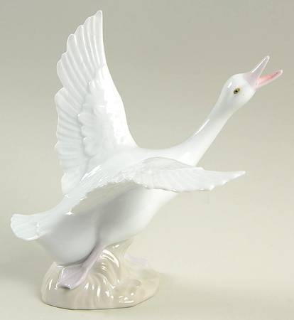 KPM Figurines Goose - No Box
