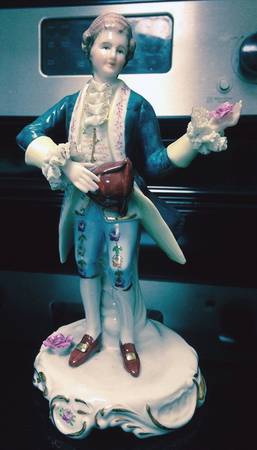KPM Figurines Gentleman With Tricorn Hat - No Box