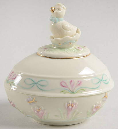 Annual Easter Egg Box Springtime Chick - No Box