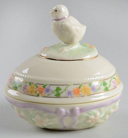 Annual Easter Egg Box The Chick Easter Egg - No Box
